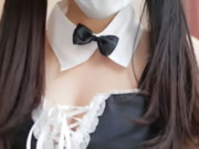 Gadis Cina cantik berdada besar